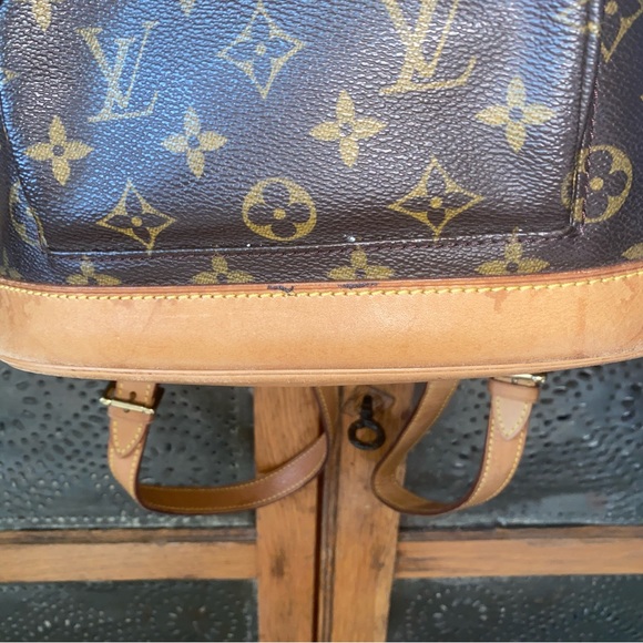 Louis Vuitton Montsouris MM Backpack - Picture 6 of 12